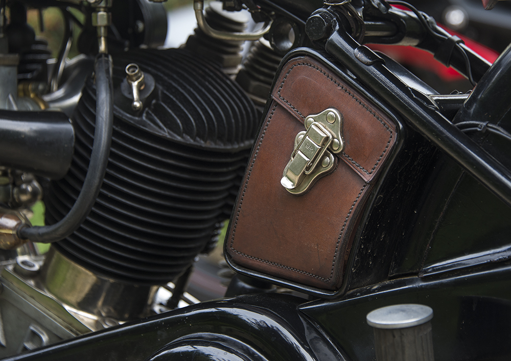 Leather bags Brough Superior SS80