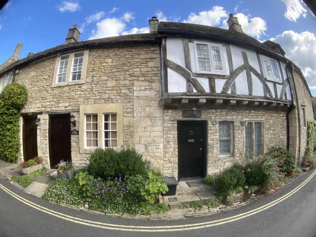 test image using Moment lens adapter with V1 fisheye lens on iPhone