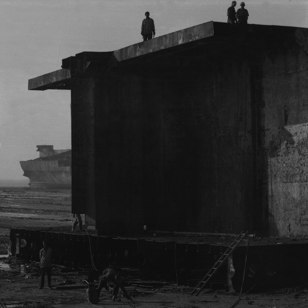 image of Ship breakers, Bangladesh